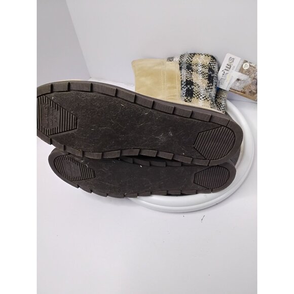 Tan Mid-Calf Winter Boots With Plaid Knit Cuffs Faux Suede Upper Faux Fur Lining - Picture 4 of 8